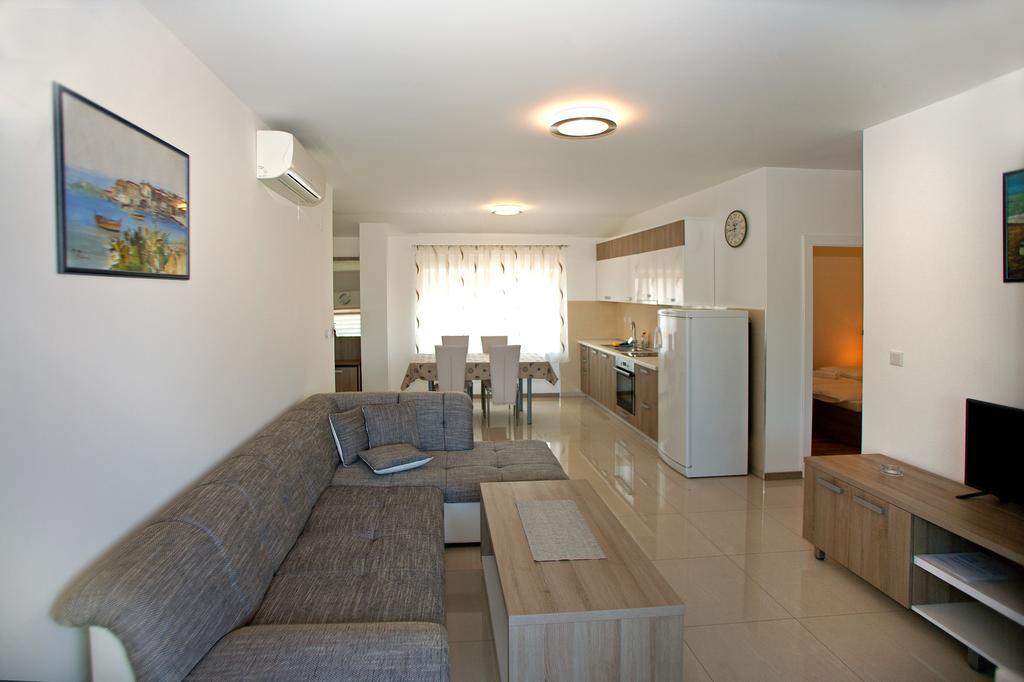Apartments Maslina I Nijvice Pokój zdjęcie
