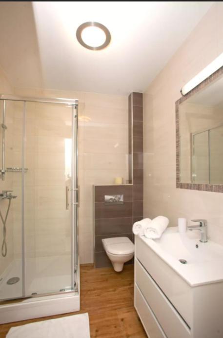 Apartments Maslina I Nijvice Zewnętrze zdjęcie